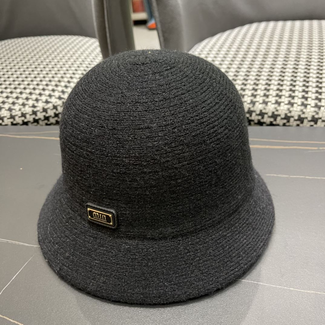 Miu Miu Caps